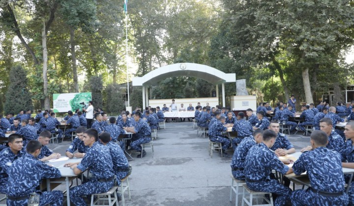 Image alt